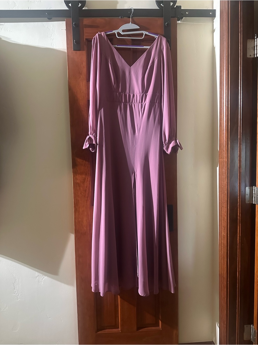 Elegant Mauve Long-Sleeve V-Neck Maxi Dress